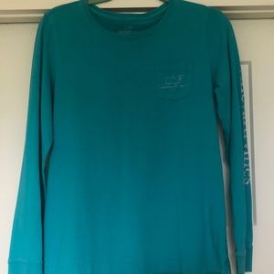 Vineyard Vines long sleeve Tee!